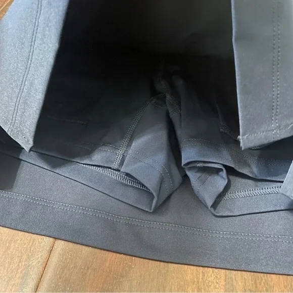 LADY HAGEN LADIES NAVY BLUE GOLF ATHLETIC PULL ON SKORT w/ POCKETS Size SMALL - Picture 3 of 6